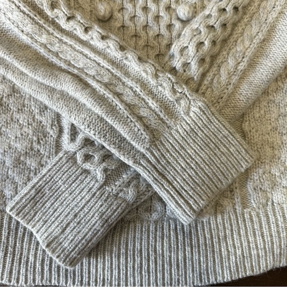 J Crew Women’s Heathered Gray Popcorn Cable Knit Fisherman Sweater Size S - Picture 8 of 13